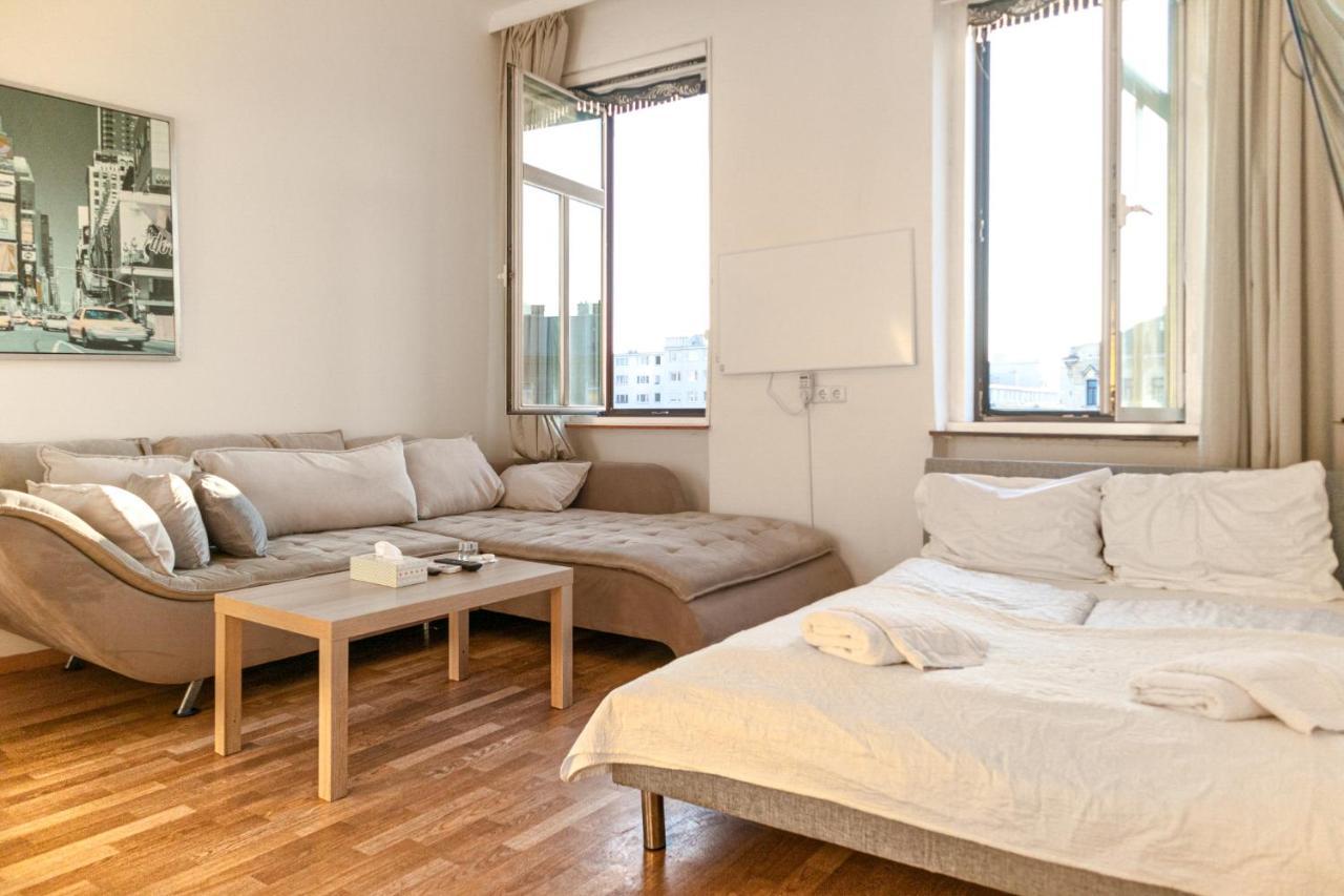 Joyful 2Br Shared Apt Near Millenium Tower & Danube River เวียนนา ภายนอก รูปภาพ