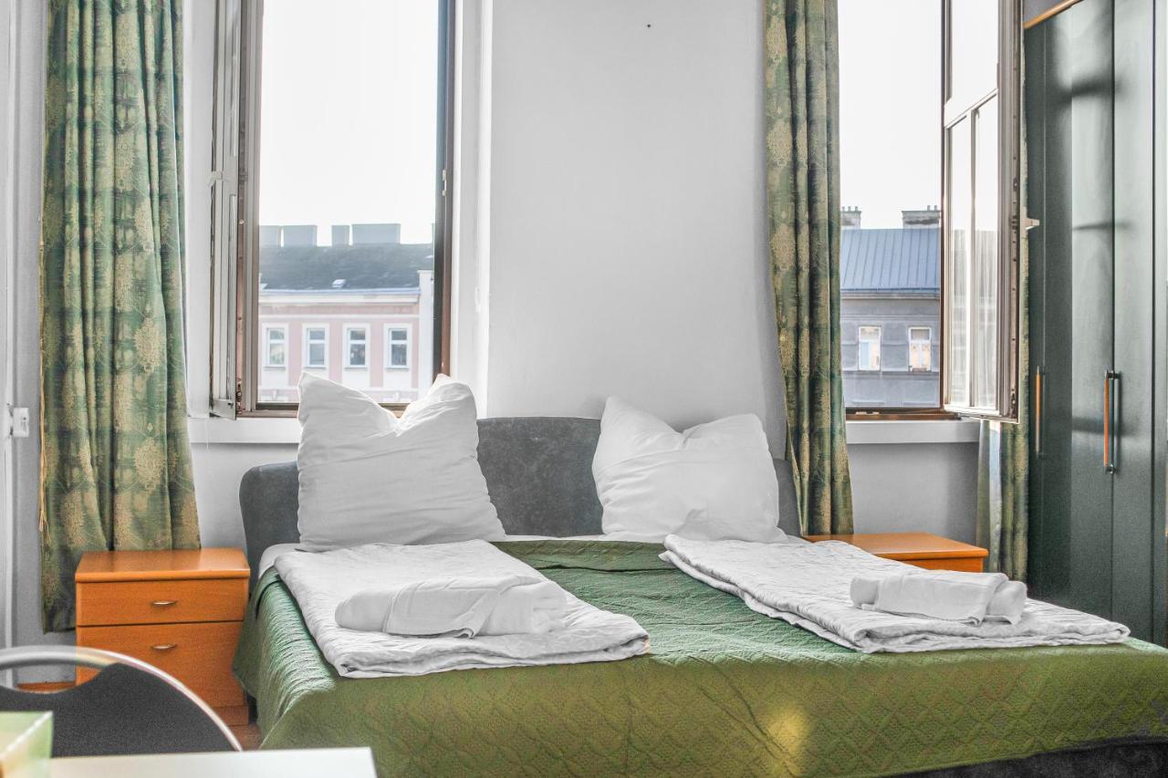 Joyful 2Br Shared Apt Near Millenium Tower & Danube River เวียนนา ภายนอก รูปภาพ